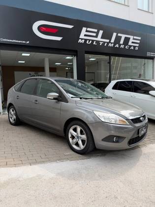 FORD FOCUS 1.6 8V GASOLINA 4P MANUAL FORD FOCUS 1.6 8V GASOLINA 4P MANUAL